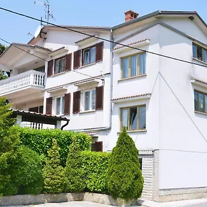 And Gostinjska kuća Rupa